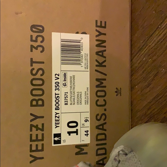 Yeezy 350 boost v2 - Picture 3 of 7